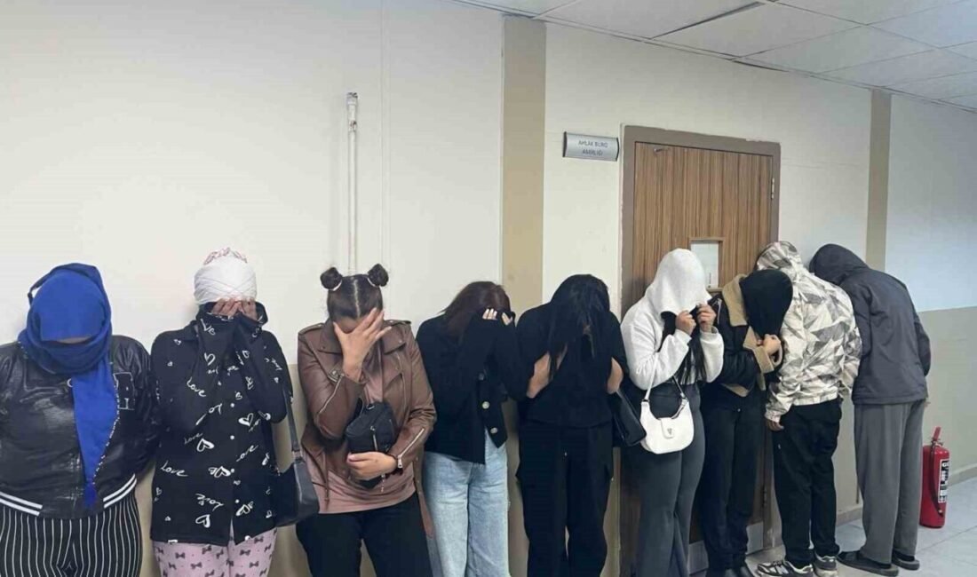 Hatay’da “fuhuşla mücadele” kapsamında yapılan çalışmalarda fuhuş yapıldığı değerlendirilen 1günü