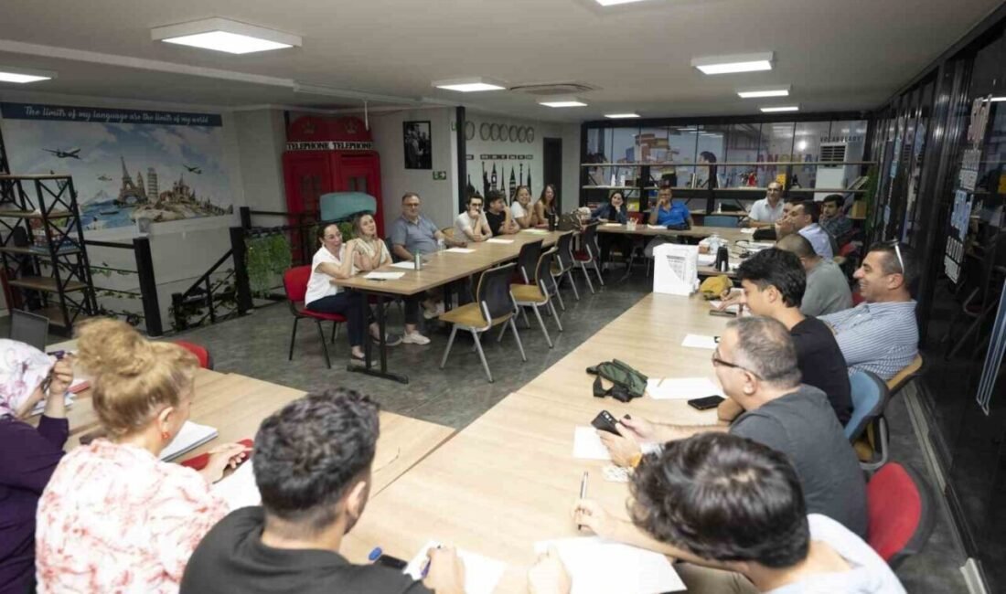 Hello Mersin Almanca Kulübüne yoğun ilgi Mersin Büyükşehir Belediyesinin ücretsiz olarak düzenlediği ‘Hello Mersin Almanca Konuşma