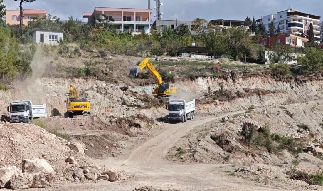 Hatay’ın İskenderun ilçesi Akarca Mahallesi’ne yapılacak olan 262 konutun inşasına