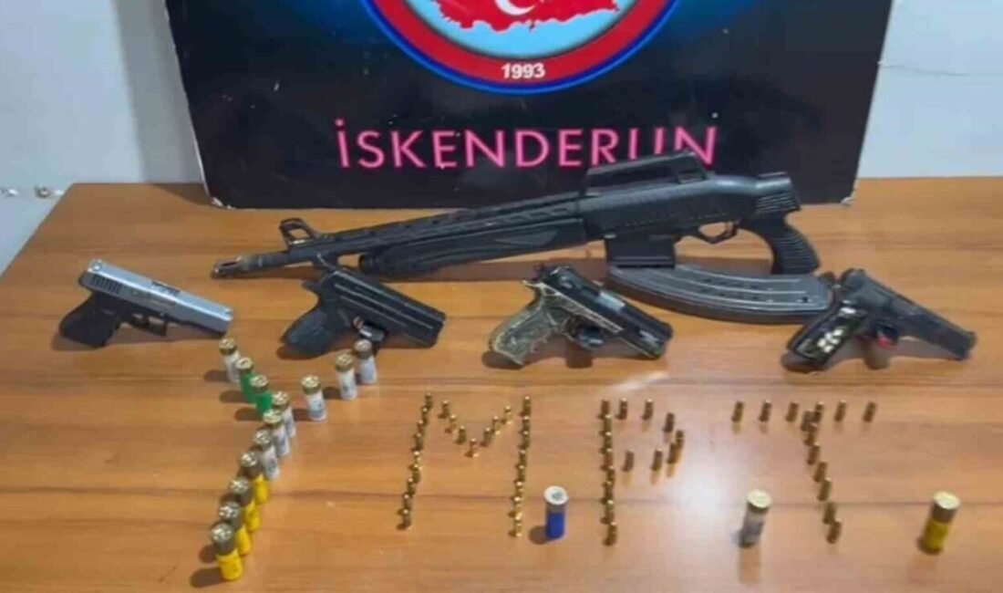 Hatay’ın İskenderun ilçesinde yapılan asayiş uygulamasında 4 adet ruhsatsız tabanca,