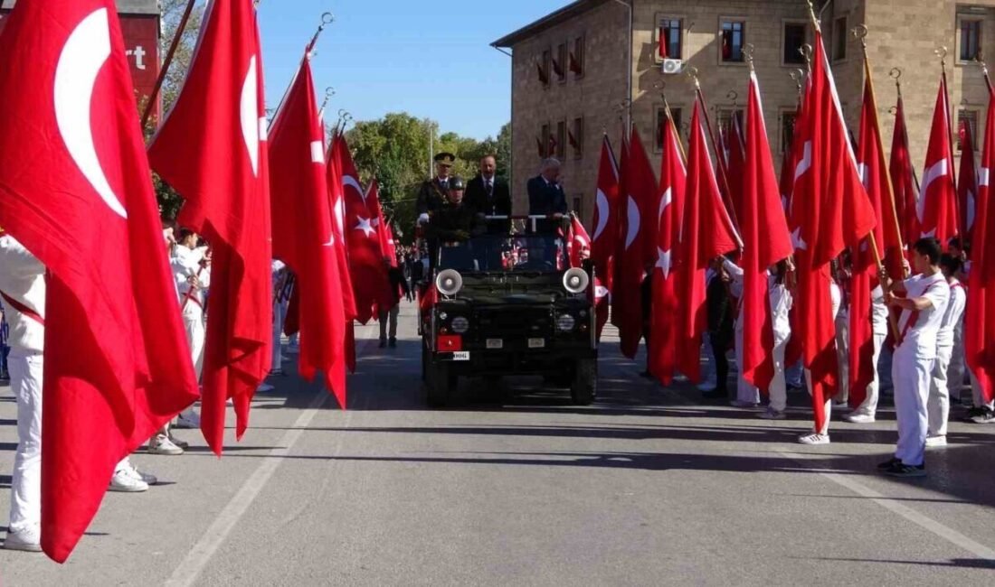 Isparta’ da 29 Ekim Cumhuriyet Bayramı’nın 102. yıl dönümü coşkuyla