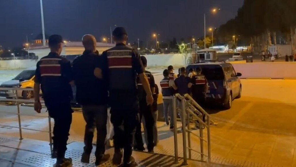 Adana İl Jandarma Komutanlığı tarafından yapılan operasyonda 4 milyon 20