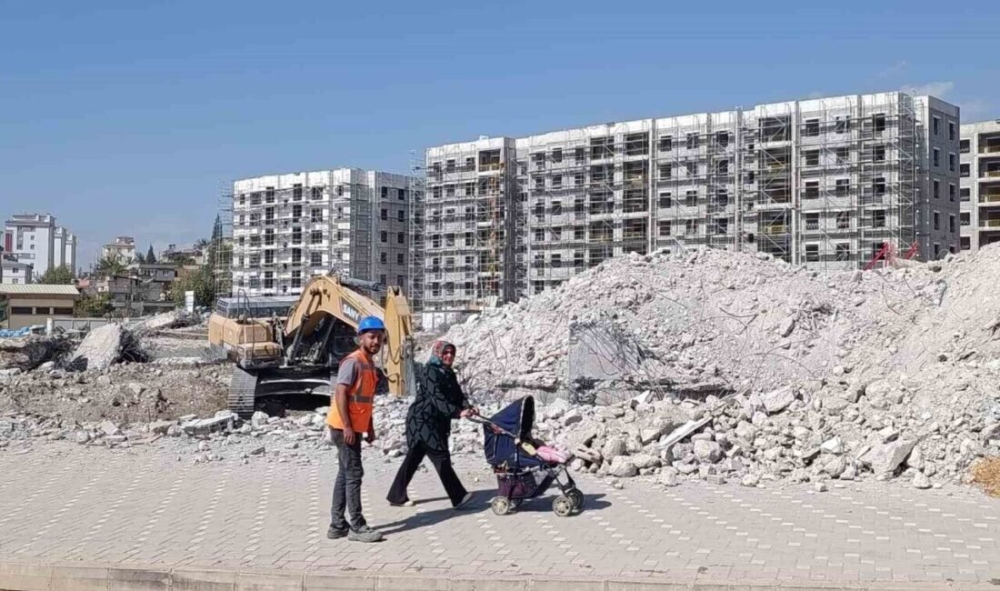 Kahramanmaraş merkezli meydana gelen 6 Şubat depremlerinin yaralarını sarmaya çalışan