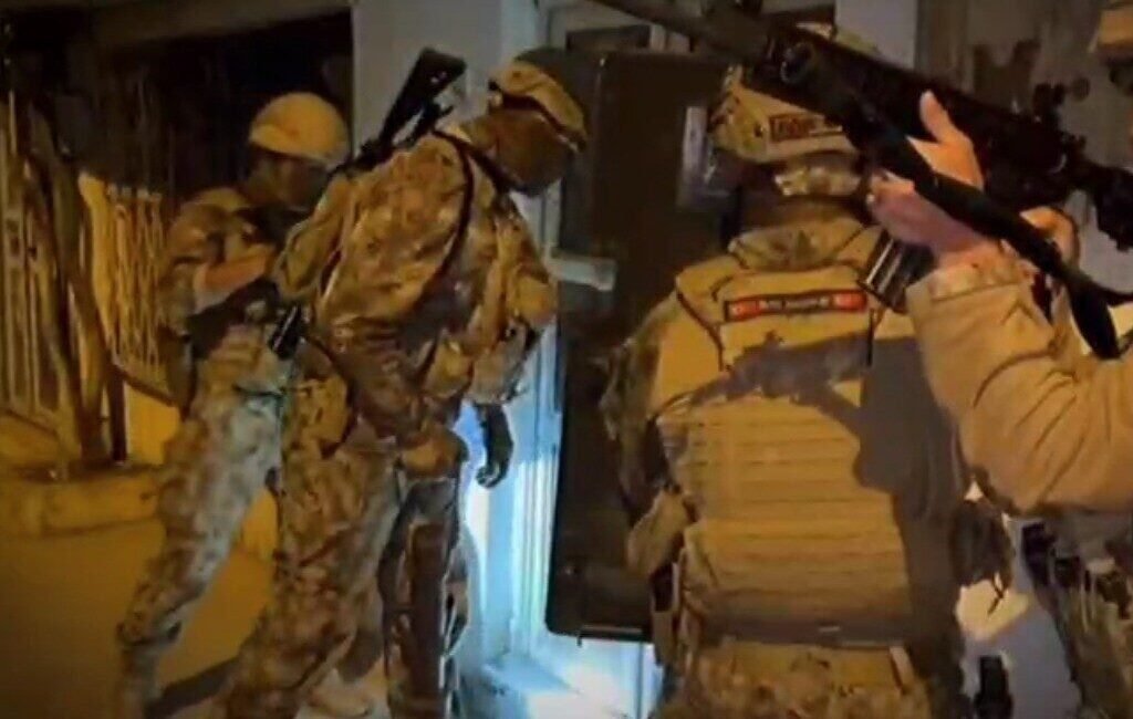 Kahramanmaraş’ta polis ekiplerince düzenlenen eş zamanlı uyuşturucu operasyonunda 19 şüpheli