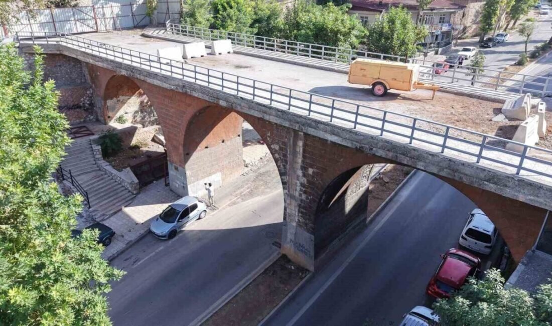 Kahramanmaraş’ın tarihine tanıklık eden Kanlıdere Köprüsü, aslına uygun şekilde restore