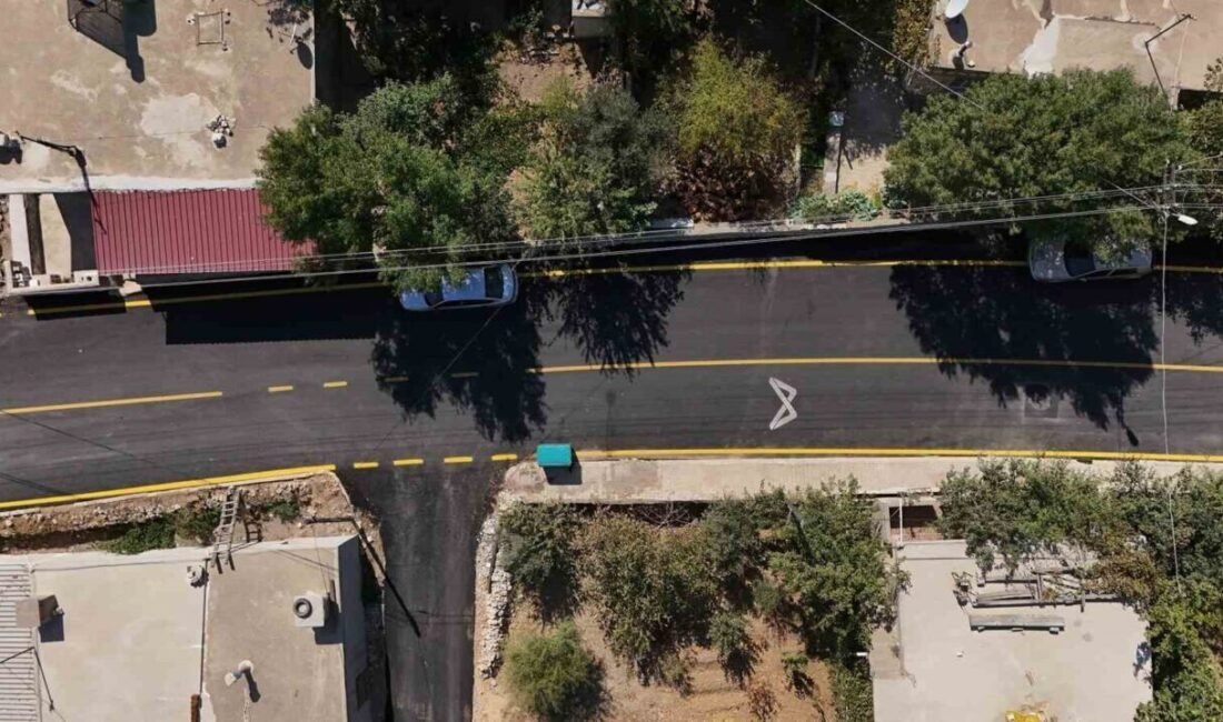 Mersin Büyükşehir Belediyesinin, Gülnar’da altyapı ve üstyapı çalışmalarıyla Kavaklıdam Caddesini