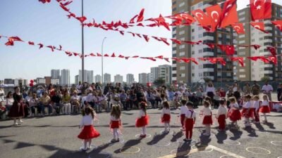 Mersin Büyükşehir Belediyesi Kadın ve Aile Hizmetleri Dairesi Başkanlığı bünyesinde