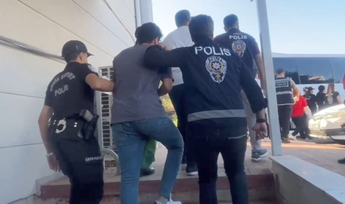 Mersin polisinin yaptığı çalışmada sosyal medya üzerinden dolandırıcılık yapan şebeke
