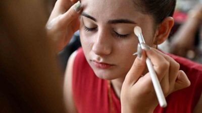 Antalya Muratpaşa Belediyesi’nin Azize Kahraman Halk Eğitim Merkezi iş birliğiyle