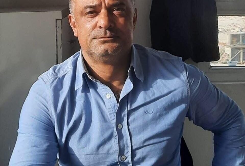 Burdur’da otomobiliyle seyir halindeyken fenalaşan sürücü, kaldırıldığı hastanede hayatını kaybetti.