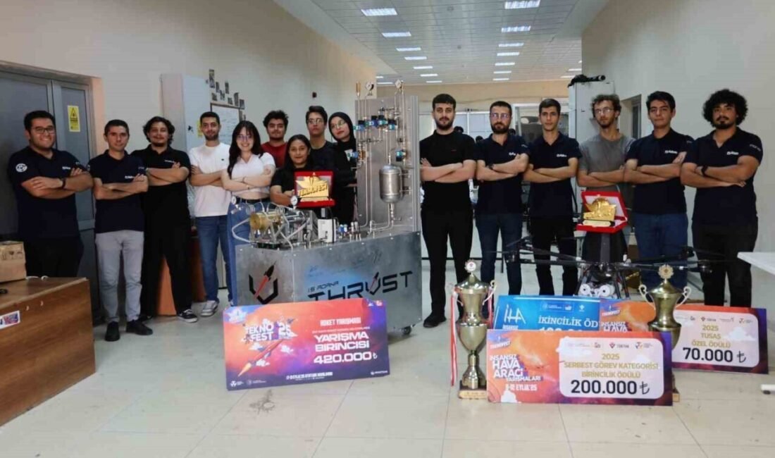 Şampiyon öğrencilerin yeni hedefi: “Uzaya çıkmak” TEKNOFEST 2025’te roket ve İHA yarışmalarında Türkiye birinciliği elde eden