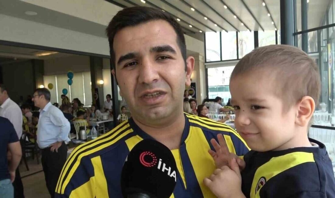 Hatay’da kanseri yenerek sağlığına kavuşan 3 buçuk yaşındaki Fenerbahçeli Tamer