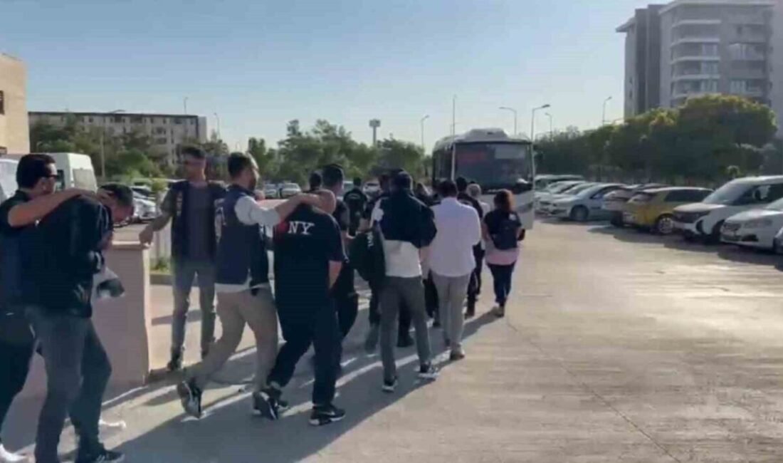 Antalya merkezli 15 ilde düzenlenen eş zamanlı operasyonda, sosyal medya