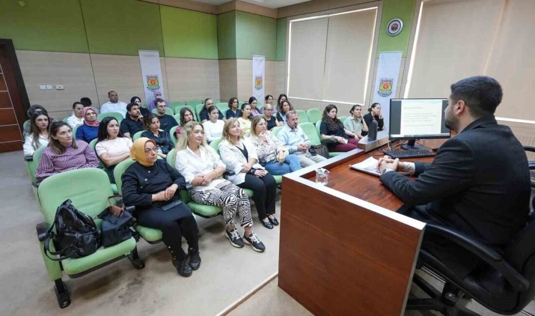 Mersin’in Tarsus Belediyesi, Dünya Ruh Sağlığı Günü kapsamında düzenlediği farkındalık
