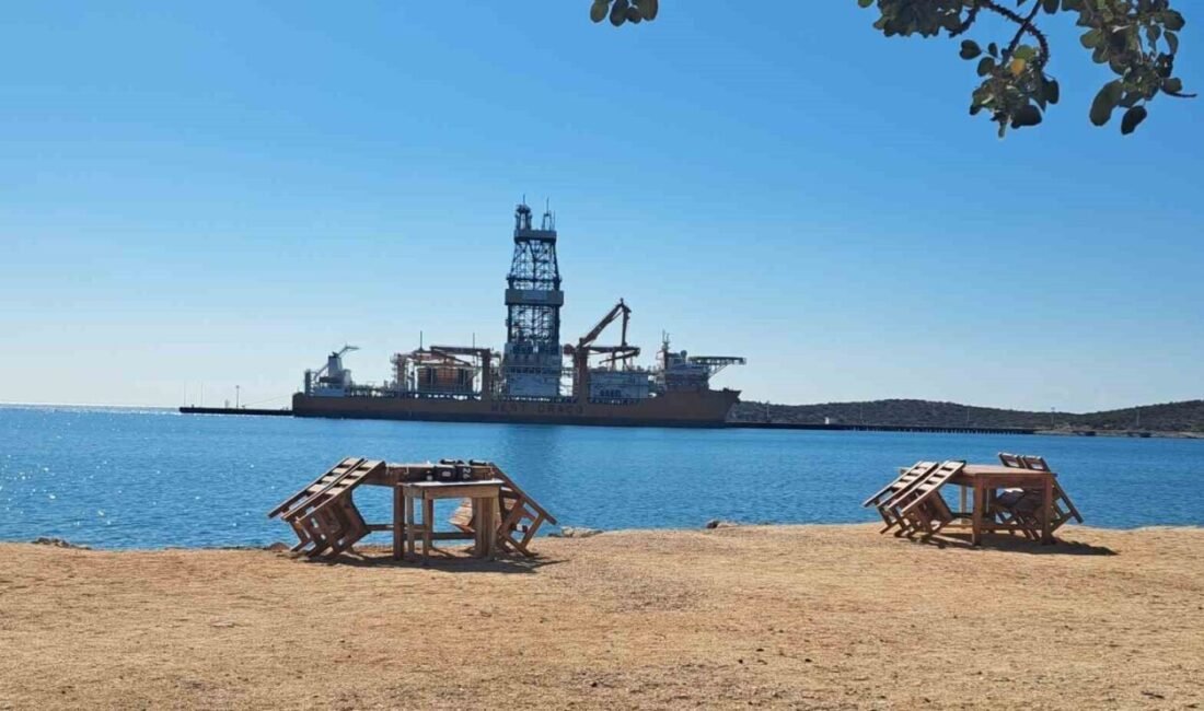 Türkiye’nin deniz filosuna kattığı 5. sondaj gemisi 228 metre uzunluğunda