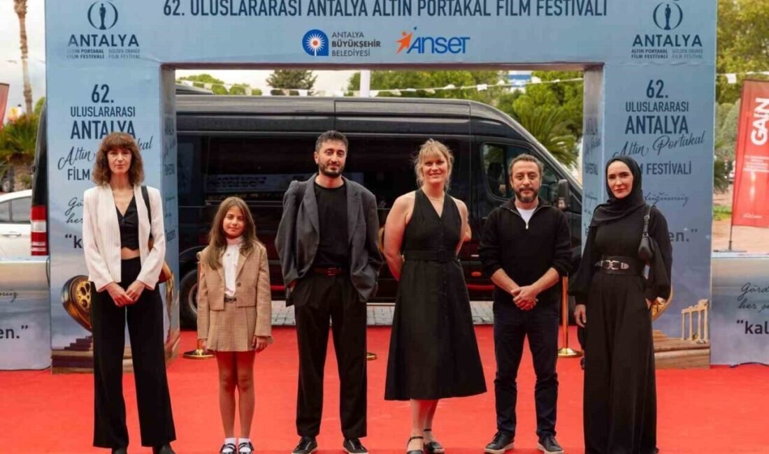 Altın Portakal heyecanında bugün sıra “Tavşan İmparatorluğu” ve “Aldığımız Nefes”