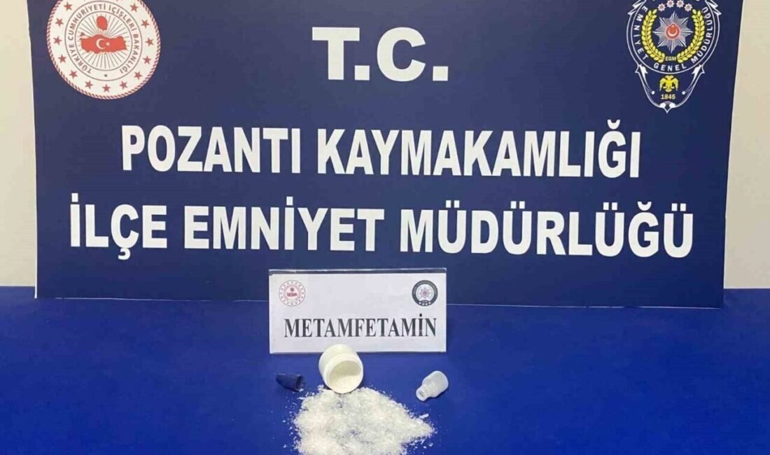 Adana’nın Pozantı ilçesinde uyuşturucu satan 2 şüpheli yakalanıp tutuklandı. Alınan