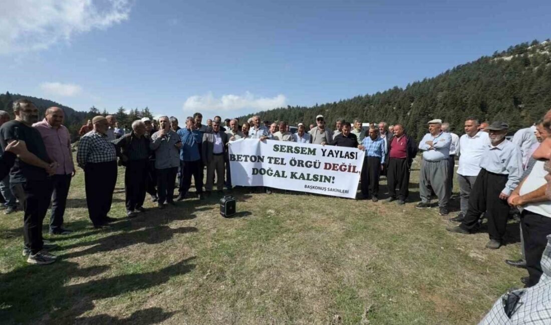 Kahramanmaraş’ta Başkonuş bölgesindeki Sersem Yaylası’nın tel örgü ile kapatıldığı iddiası,