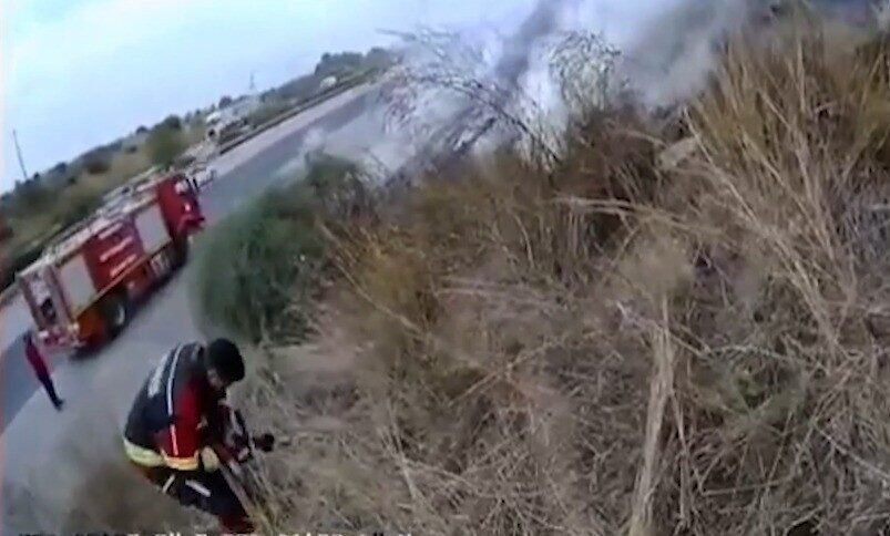 Adana’dan Mersin istikametine seyreden otomobilin kontrolden çıkarak alev alması sonucu