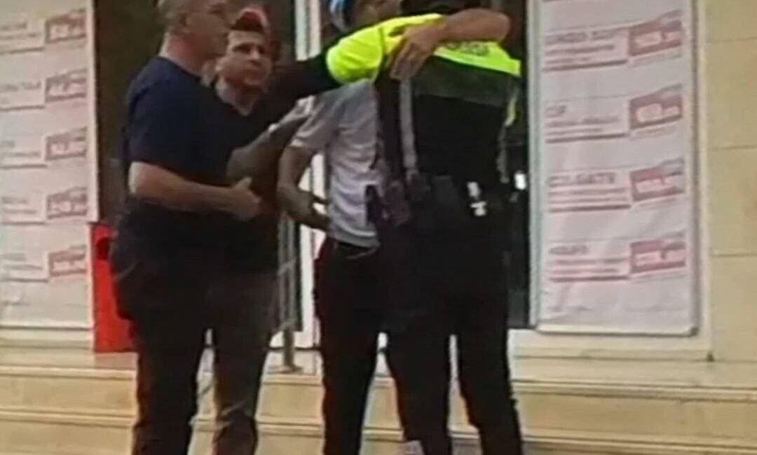 Adana’da polisin kendisine saldıran kişinin özel birey olduğunu öğrenince ona