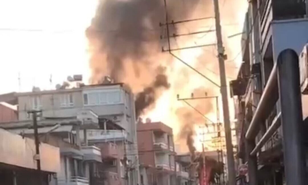 Adana’da bir tekstil atölyesinde çıkan yangın, kısa sürede söndürüldü. Yangın,