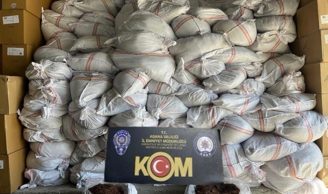 Adana’da polisin yaptığı çalışmada bir tırda 10 ton kaçak kıyılmış