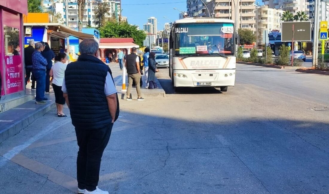 Adana’da toplu taşıma ücretlerine yapılan zam 1 Kasım itibarıyla uygulanmaya