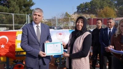 Adana İl Tarım ve Orman Müdürlüğü tarafından, 25 üreticiyi yüzde