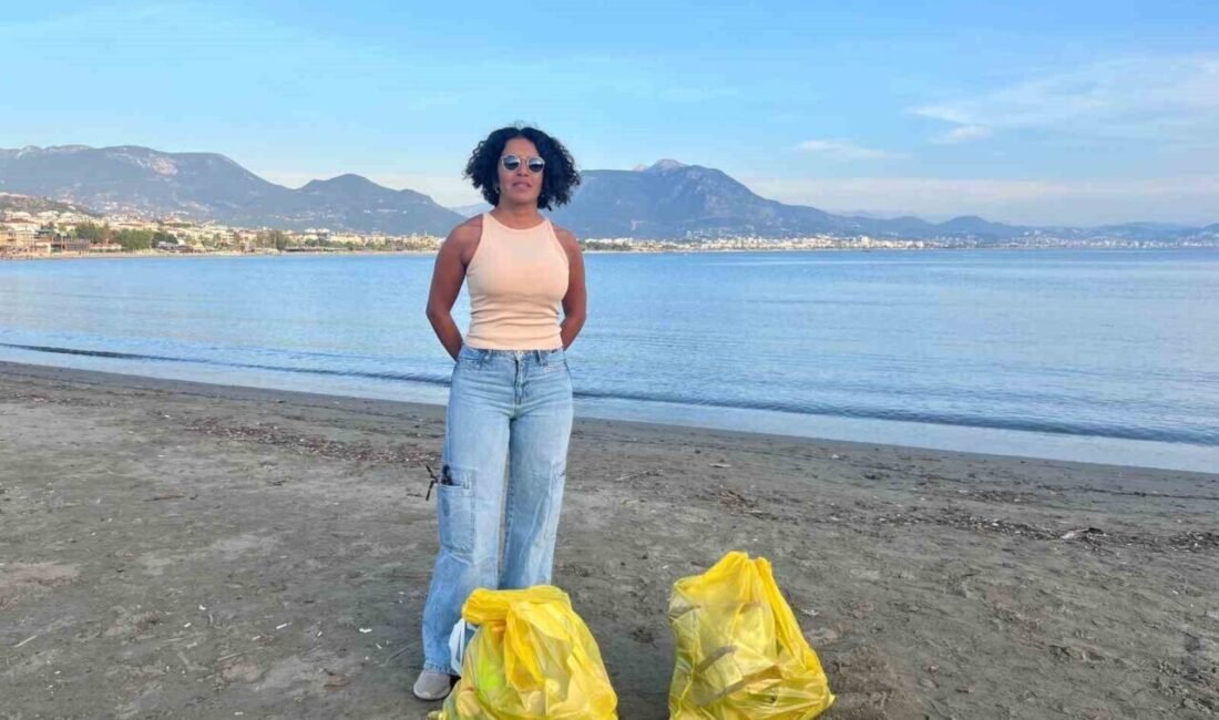 Antalya’nın Alanya ilçesinde 17 yıldır Türkçe öğretmeni olarak görev yapan