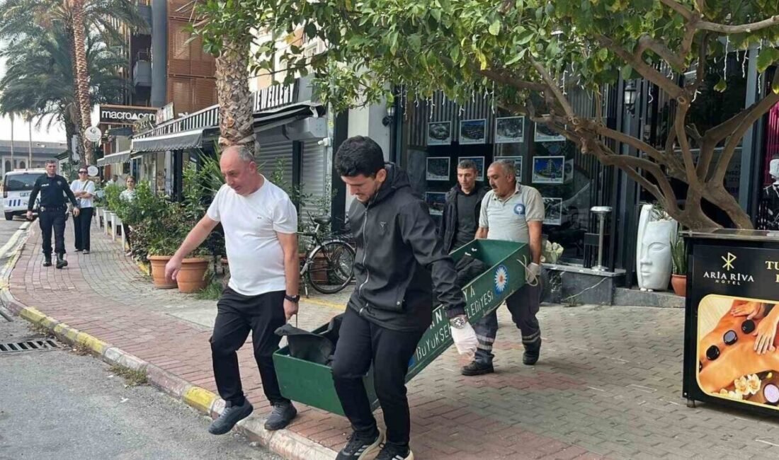 Antalya’nın Alanya ilçesinde bir otel odasında konaklayan Rus uyruklu kadın