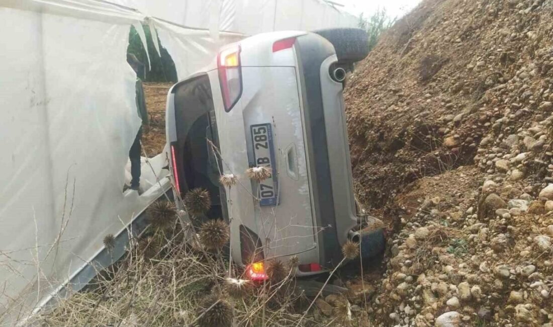 Antalya’nın Serik ilçesinde meydana gelen trafik kazasında 5 kişi yaralandı.