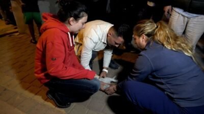 Antalya’nın Kepez ilçesinde bir evde çıkan yangında 2 kedi telef