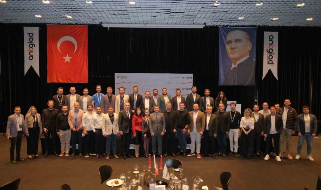 Antalya Genç İş İnsanları Derneği’nin (ANTGİAD) kasım ayı olağan toplantısı