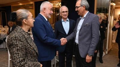 Isparta Belediye Başkanı Şükrü Başdeğirmen ve eşi Şadiye Başdeğirmen, Bursa’da