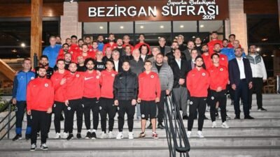 Isparta Belediye Başkanı Şükrü Başdeğirmen, ISBAŞ Isparta 32 Spor Başkanı