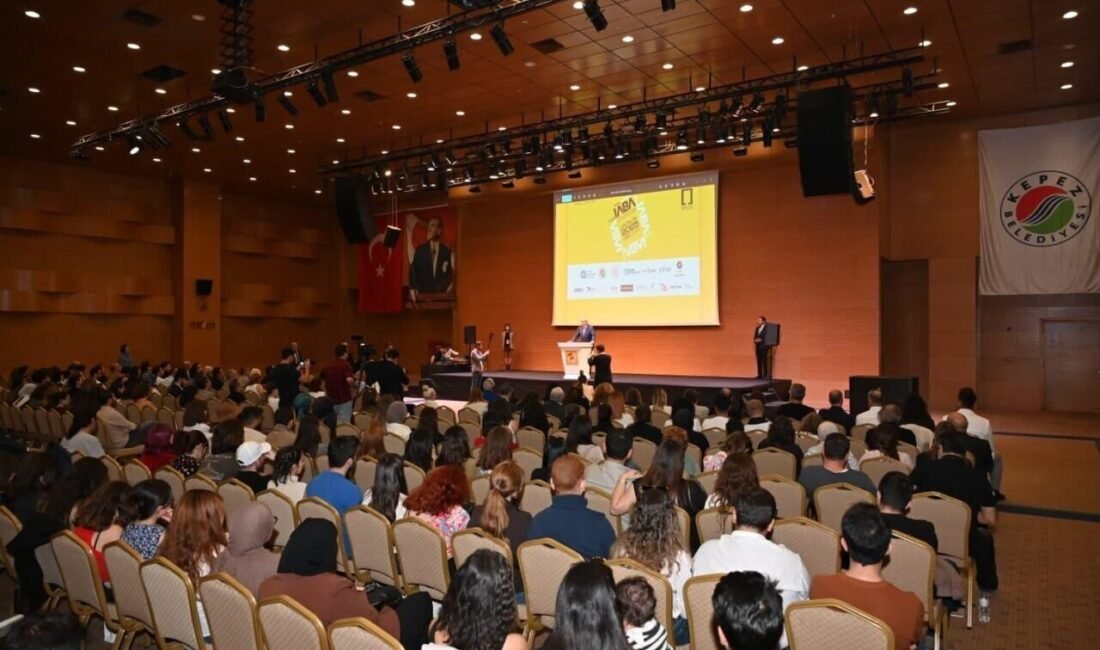 Uluslararası Antalya Mimarlık Bienali, mimarlık dünyasını Kepez’de buluşturdu. Açılışta konuşan