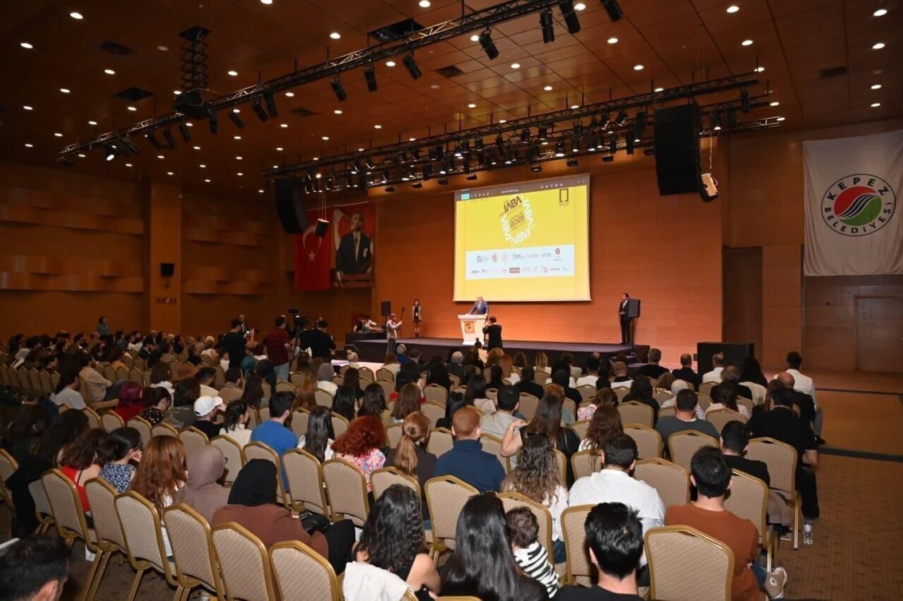 Uluslararası Antalya Mimarlık Bienali, mimarlık dünyasını Kepez’de buluşturdu. Açılışta konuşan