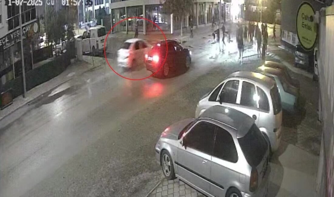 Antalya’da ’Dur’ ihtarına uymayarak kaçan ve bölgede gece yarısı denetim