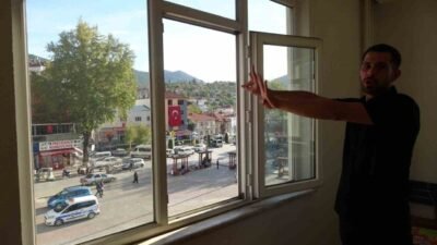 Burdur’un Bucak ilçesinde Cumhuriyet Bayramı kutlama törenleri çerçevesinde düzenlenen konserde,