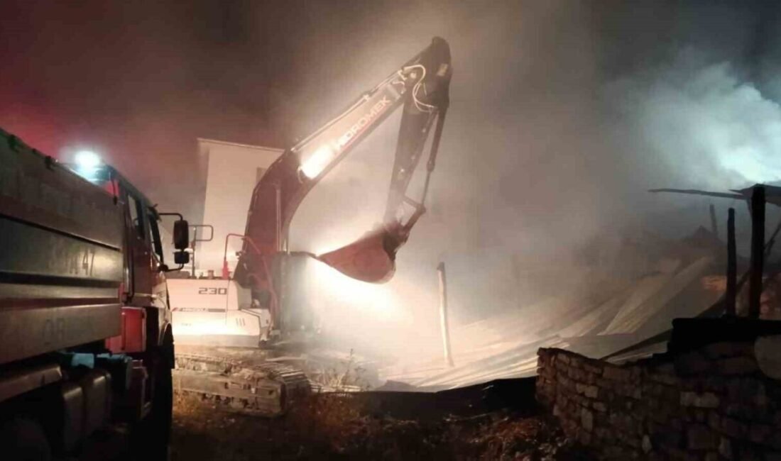 Burdur’un Bucak ilçesinde evde çıkan yangın ekiplerin yoğun çabası sonrasında