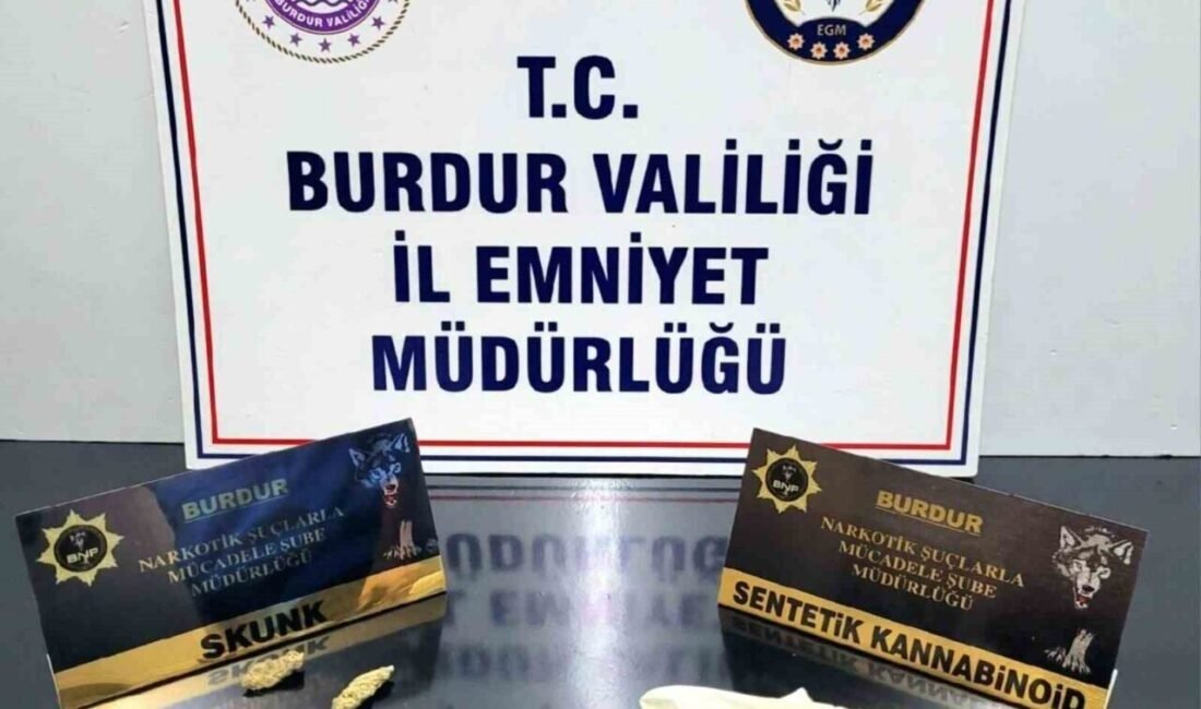 Burdur’da polis ekipleri tarafından narkotik suçlarla mücadele çerçevesinde yapılan operasyonda