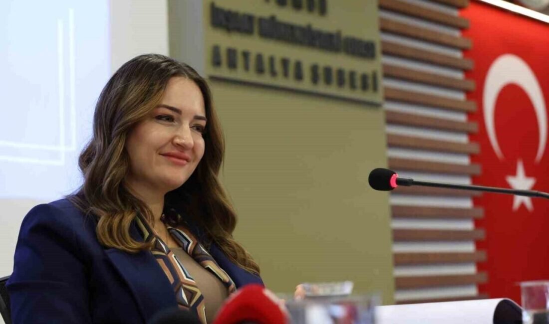 Antalya Büyükşehir Belediyesi Başkan Vekili Büşra Özdemir, Antalya Meslek Odaları