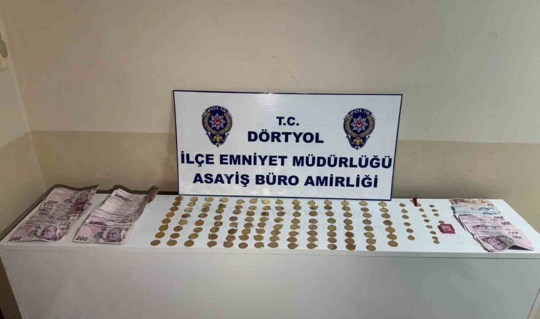 Hatay’da bir evden ziynet eşyası çalan 2 şahıs, çaldıkları içi