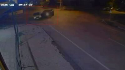 Hatay’da cip ile otomobilin kafa kafaya çarpışmasıyla yaşanan kazada 3