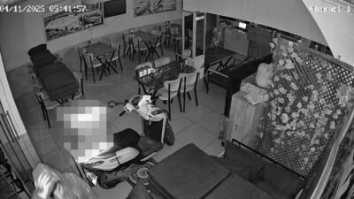 Antalya’nın Serik ilçesinde bir restorana giren hırsız, güvenlik kameralarının elektriğini