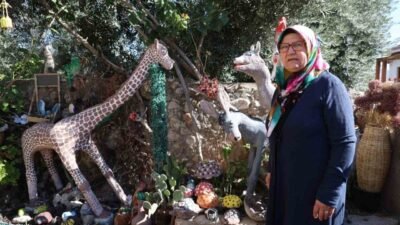 Adana’nın Kozan ilçesinde halk eğitim merkezinden el sanatları öğretmeni olarak