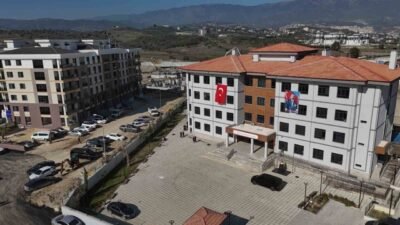 Hatay Valisi Mustafa Masatlı ve İş Bankası Genel Müdürü Hakan