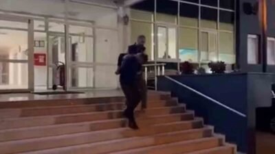 Hatay’ın İskenderun ilçesinde aranan şahısların yakalanmasına yönelik çalışmada uyuşturucu madde