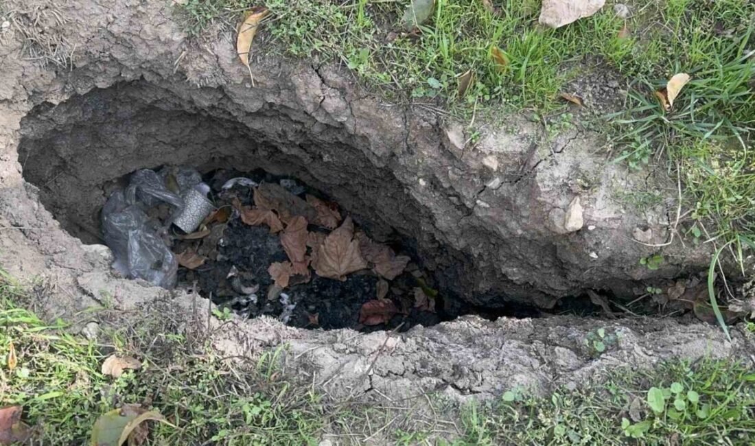 Isparta’nın Eğirdir ilçesinde bir elma bahçesinde yaklaşık 1 metre derinliğinde