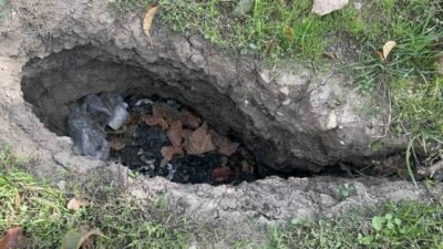 Isparta’nın Eğirdir ilçesinde bir elma bahçesinde yaklaşık 1 metre derinliğinde